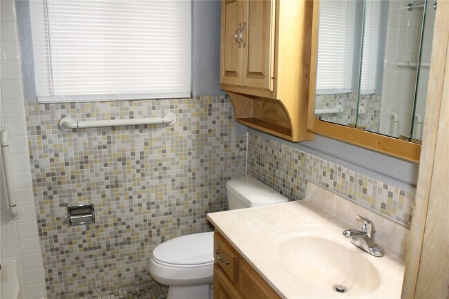 Foto del edificio - 7428 Morgan Ford Rd