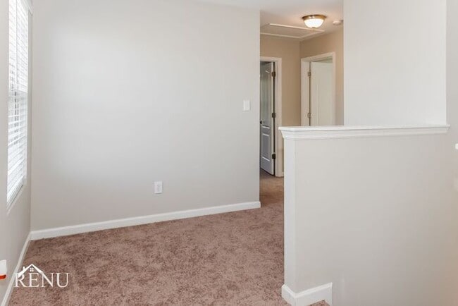 Foto del edificio - 175 BrookLawn Dr