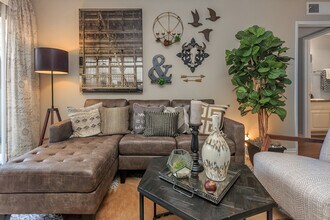 Building Photo - Birchwood Village Apartment Homes