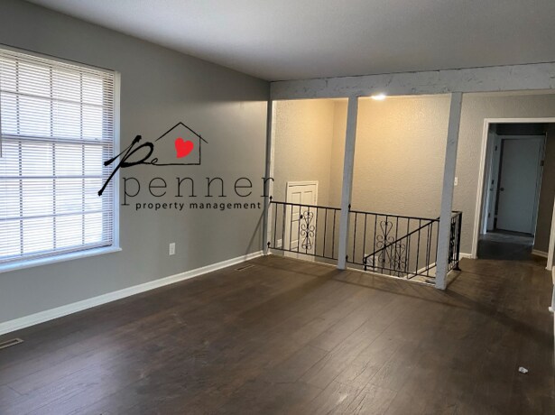 Foto del edificio - 7805 E 105th St