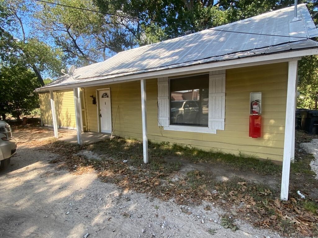 2308 W 6th Ave Unit 5, Corsicana, TX 75110 Apartments in Corsicana, TX