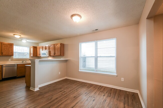 Foto del edificio - 10823 Sterling Apple Dr