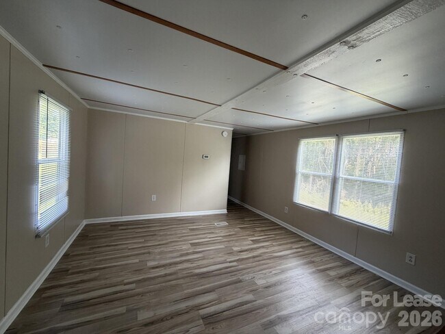 Foto del edificio - 118 Ricks Ln
