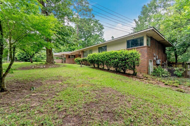 Foto del edificio - 3105 Pelzer Ave