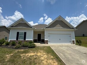 Building Photo - 8 Bentley Ln