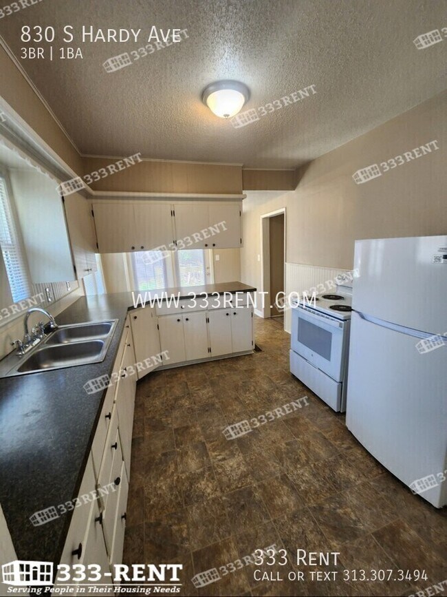 Foto del edificio - 830 S Hardy Ave