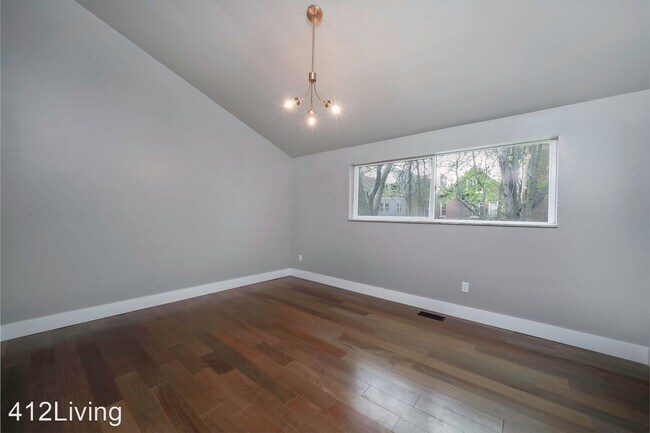 Foto del edificio - 2 br, 1 bath House - 212 South Avenue