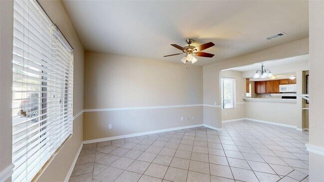 Foto del edificio - 1506 Lemon Tree Ln