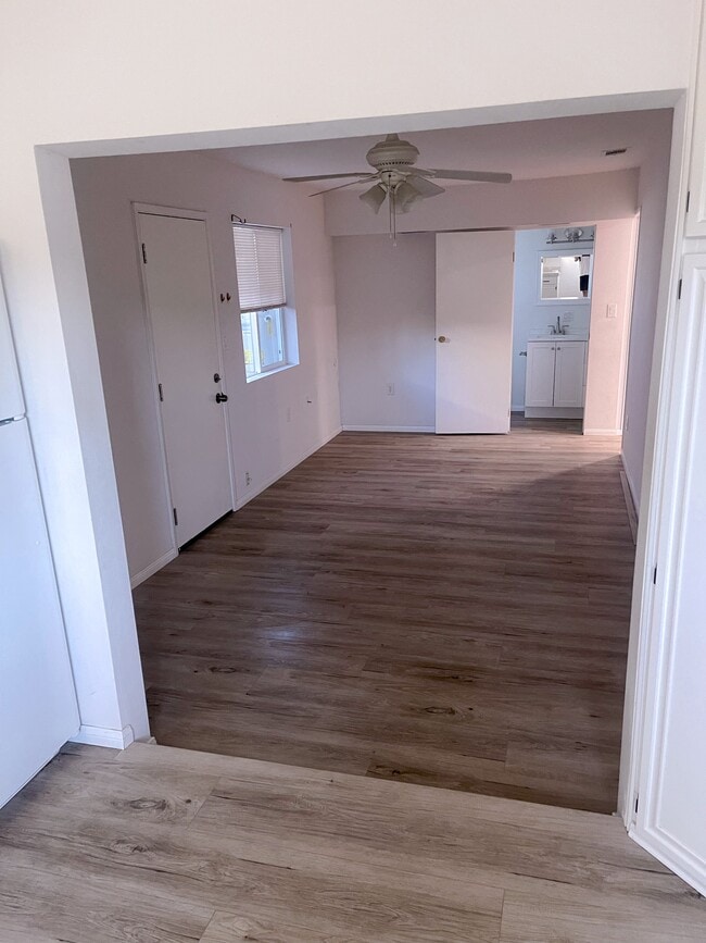 Building Photo - 9575 E Heaney Cir