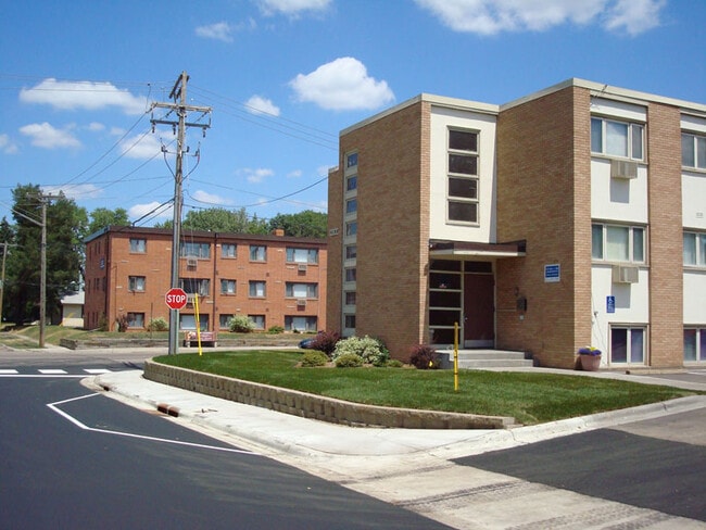 Foto del edificio - Regent Place Apartments Hwy 100