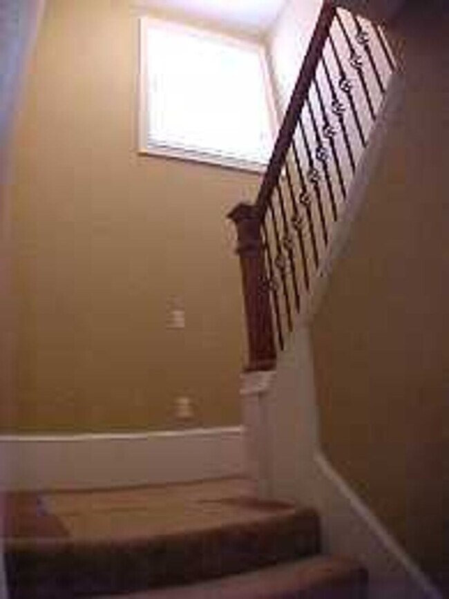 Foto del edificio - 3 Bedroom 2 Bath Cottage Style Home with Large Den