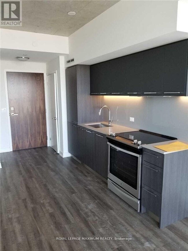 Building Photo - 25 Baseball Pl