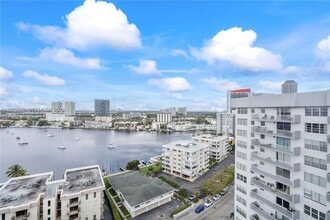 Building Photo - 137 Golden Isles Dr