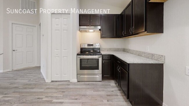 Building Photo - Available now! Brand New 3 bed / 2 bath Ho...