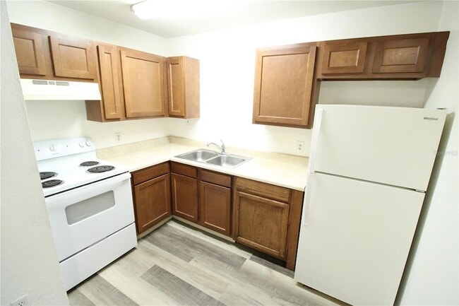 Foto del edificio - 5736 NW 25th Terrace