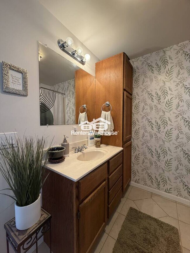 Foto del edificio - Available May 5th 2 Bedroom 1 Bath Single Family Home in White Bear Township