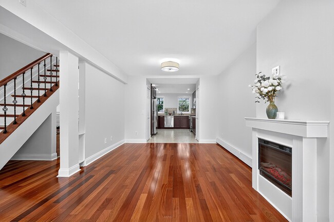 Foto del edificio - 382 Webster Ave