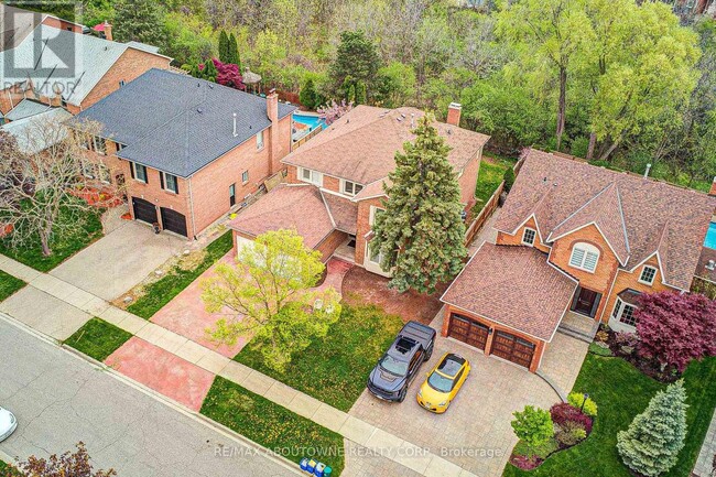 Photo du bâtiment - 1126 Berkshire Ct