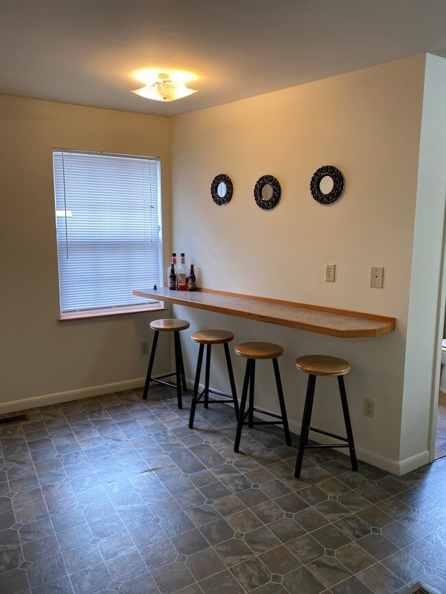 Kitchen eating Counter - 19 Mound St