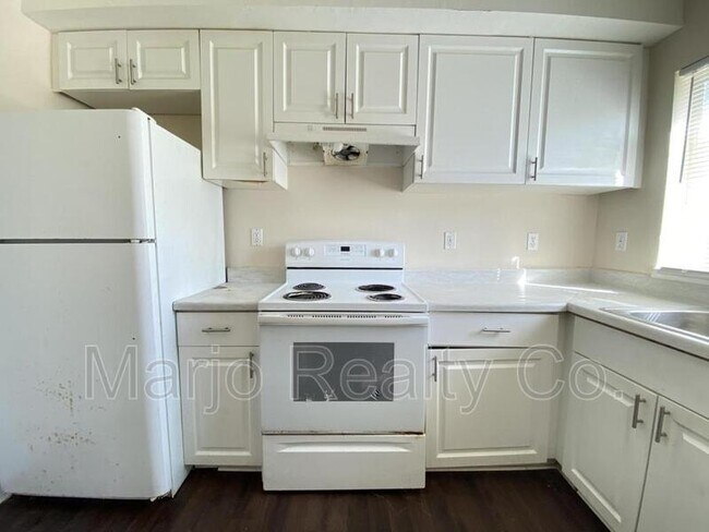 Building Photo - 226 NW 85th Street Rd
