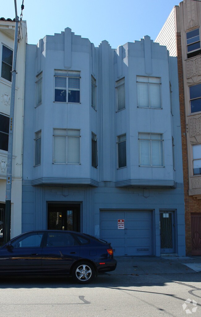 Building Photo - 1731 Chestnut St