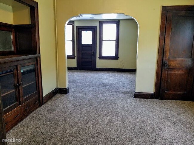 Foto del edificio - 6507 W Fairview Ave