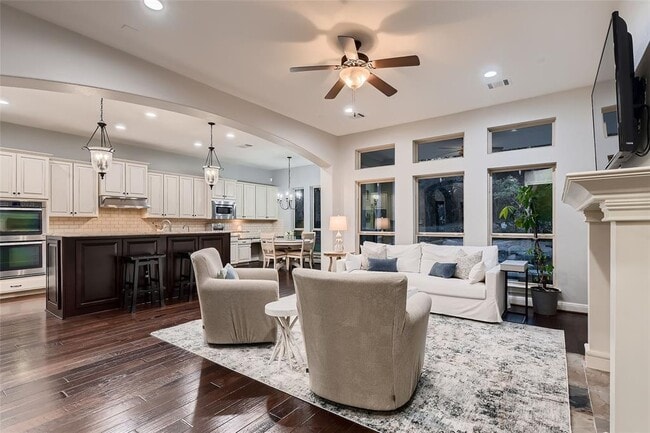 Building Photo - 2516 Arion Cir
