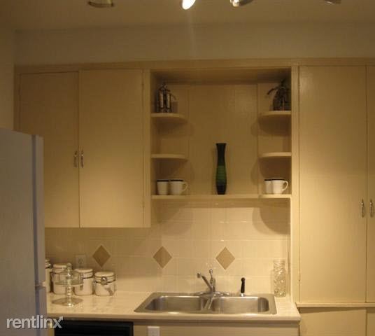 Foto principal - 5825 Grassmere Ln