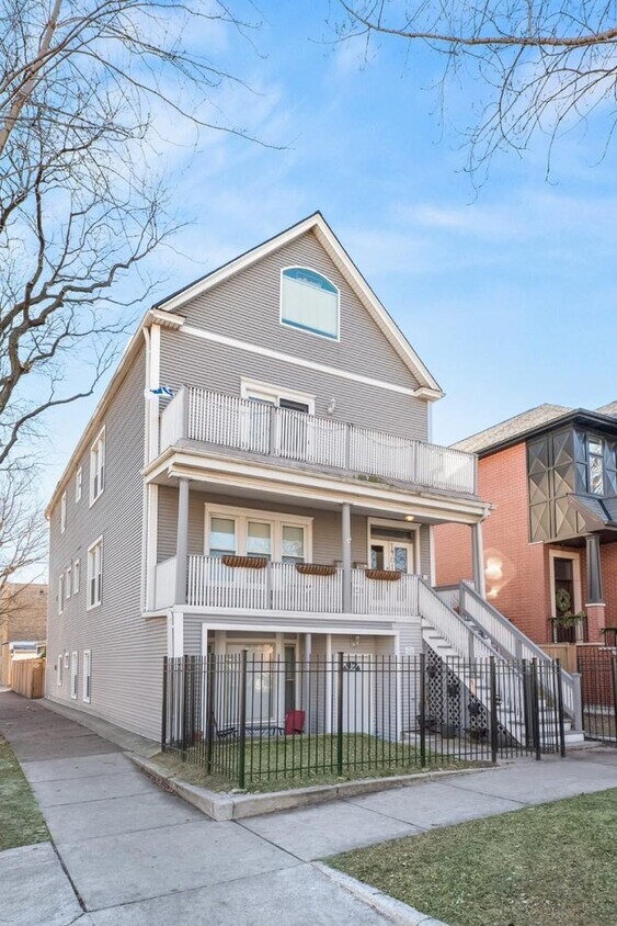 1901 W Fletcher St Unit 2, Chicago, IL 60657 Apartments in Chicago