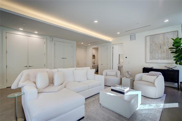 Foto del edificio - 3923 Cole Ave