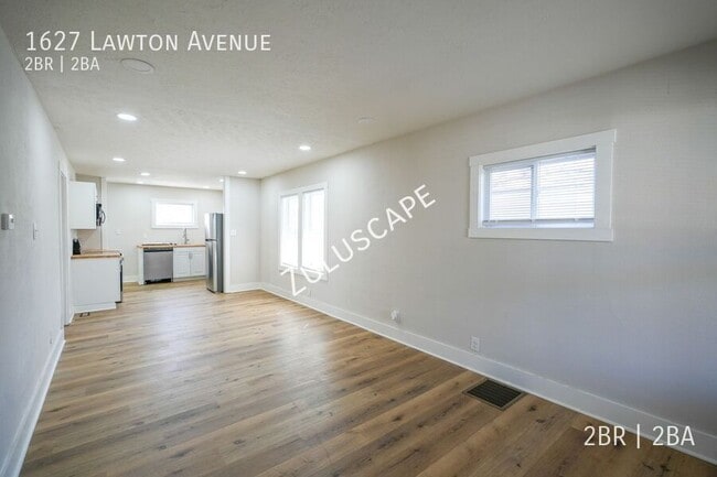 Building Photo - 1627 Lawton Ave