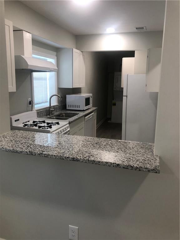 Foto del edificio - 700 Lynn Cir SW