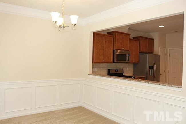 Foto del edificio - 2130 Chipley Dr