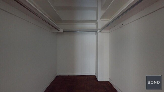 Foto del edificio - 157e E 57th St