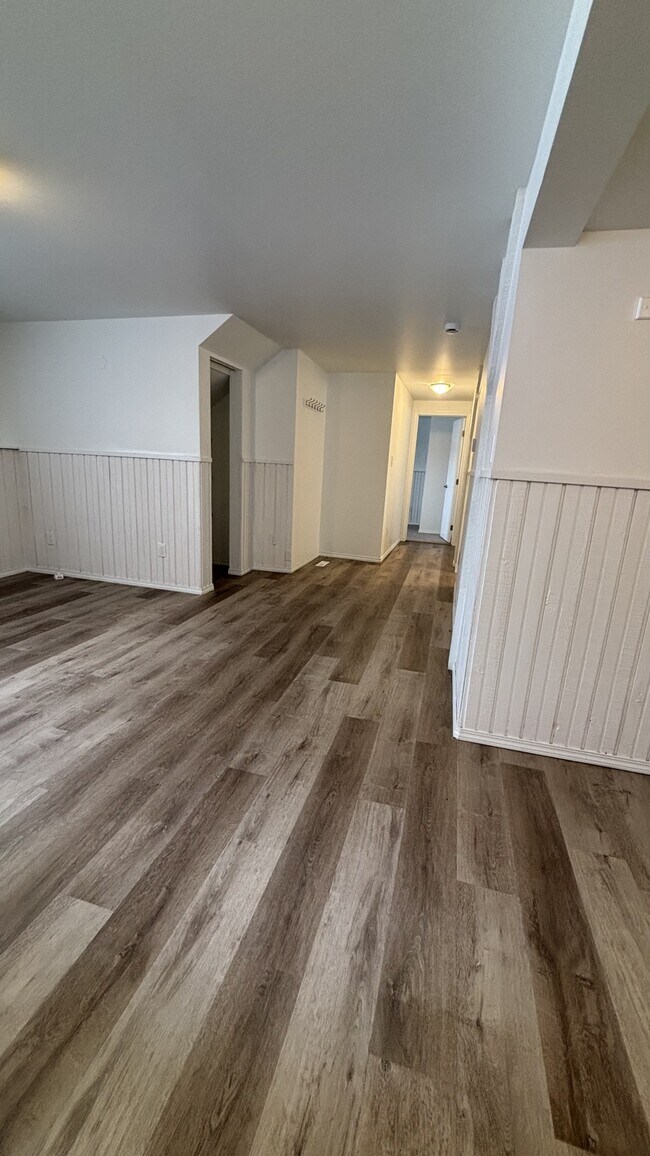 Photo du bâtiment - 4225-4117 117 Ave NW