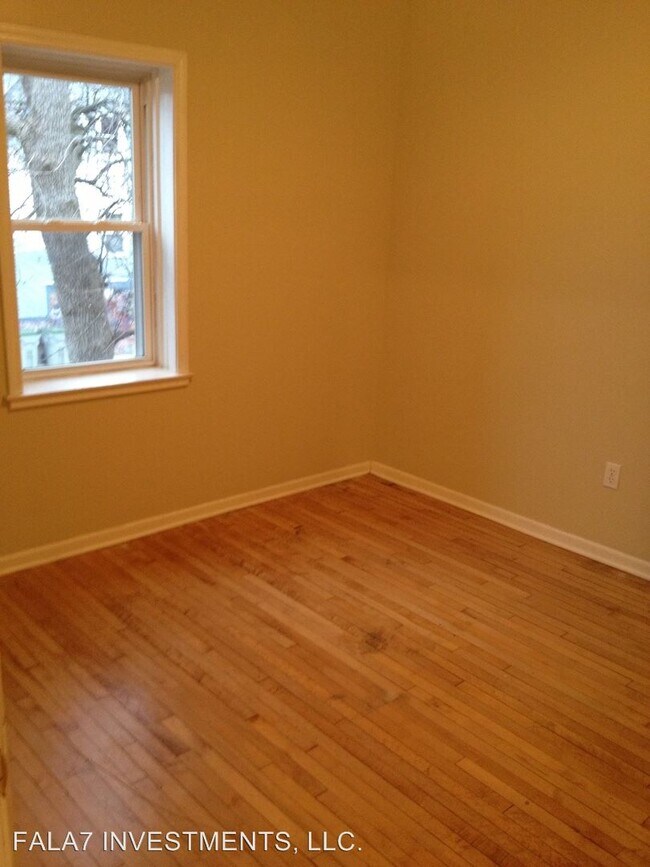 Foto del edificio - 2539 N Holton St