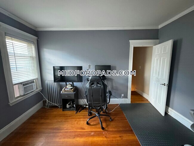 Foto del edificio - 169 Central Ave