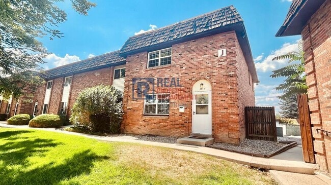 Photo - 4543 S Lowell Blvd Townhome