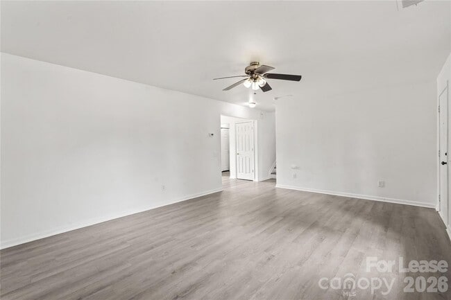 Building Photo - 2724 Mulberry Pond Dr