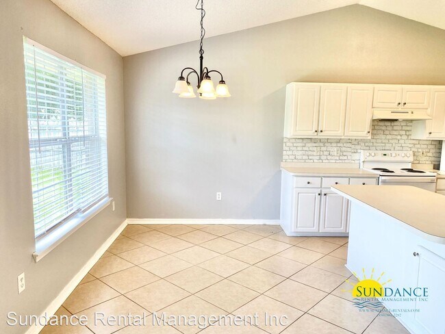 Building Photo - 4 br, 3 bath House - 2458 Heritage Circle