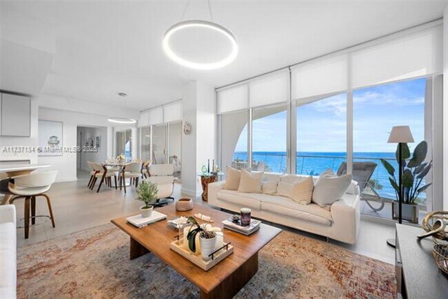 Foto del edificio - 16901 Collins Ave