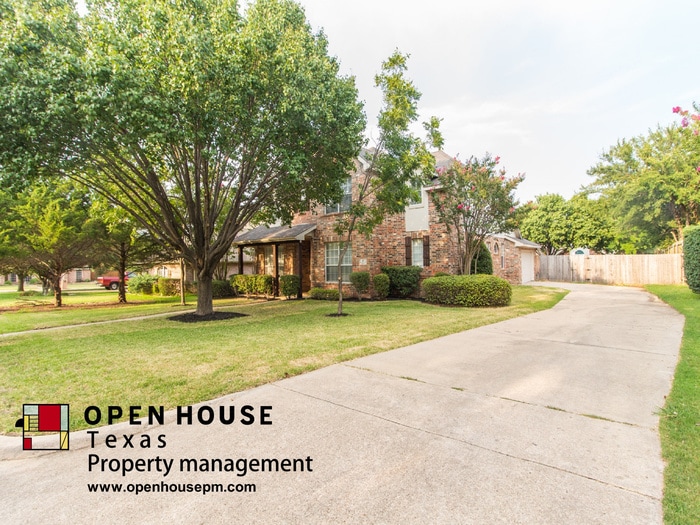 40 W Hillside Pl Trophy Club House Rental in Trophy Club, TX