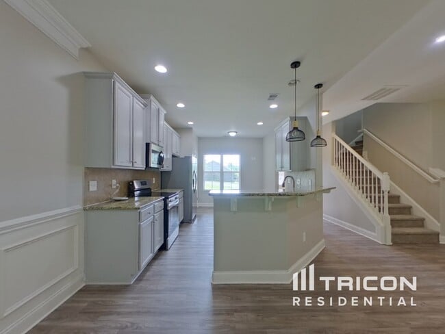 Building Photo - 1814 Woods Ln