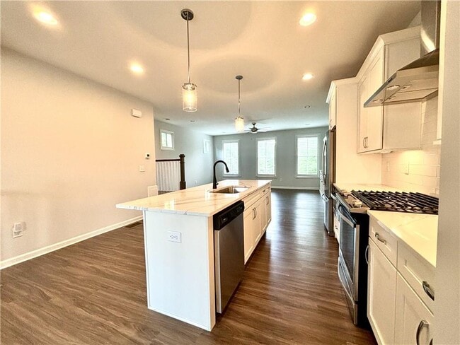 Building Photo - 745 Hamilton Cir SE