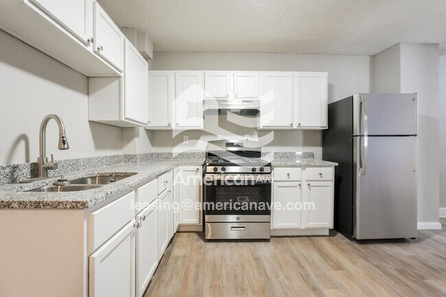 Foto del edificio - 1138 Queen St