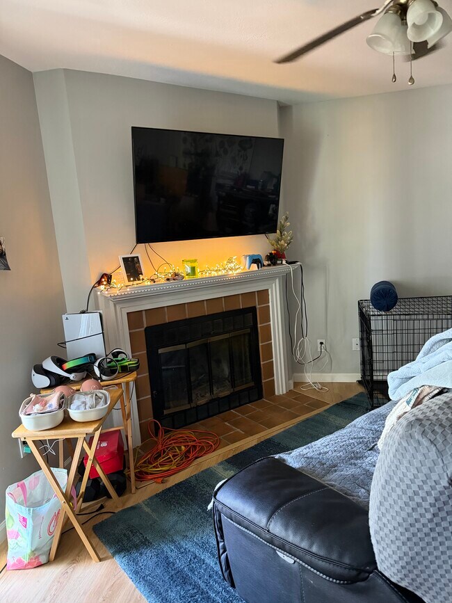 Foto del edificio - 8818 Eager Rd