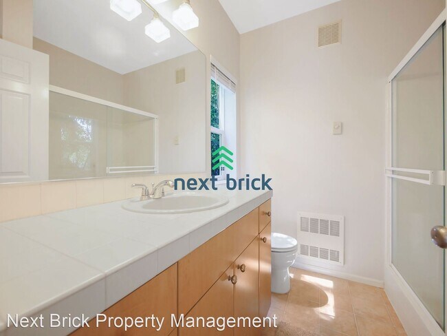 Foto del edificio - 2 br, 2 bath House - 217 S 49th St Unit A