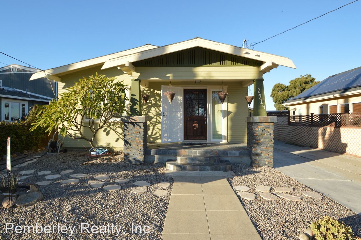 Primary Photo - 2 br, 1 bath House - 2914 Copley Ave