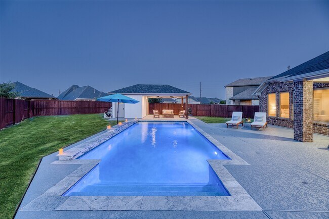 Building Photo - 6706 Warbler Way