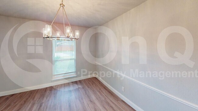 Foto del edificio - 6203 Rainier Rd
